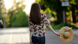 双胞胎姐妹